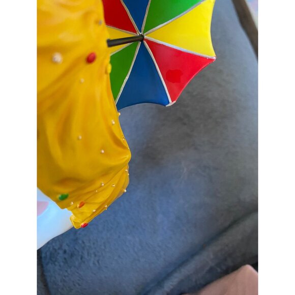 COW PARADE # 7704 RARE Mooing in the Rain 2002 No Box -Raincoat, Umbrella, Boots - Picture 9 of 9